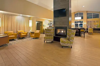 Photo 3 - Hampton Inn & Suites Cleveland/Independence