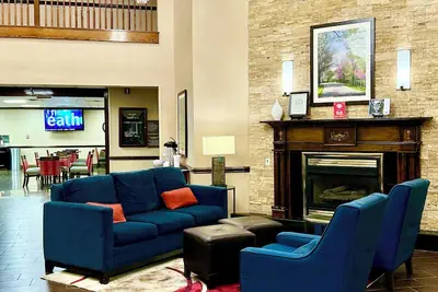 Photo 5 - Comfort Suites Georgetown