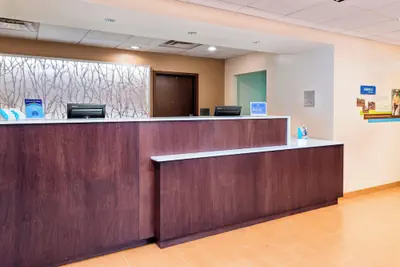 Photo 3 - Fairfield Inn and Suites by Marriott Perimeter Center