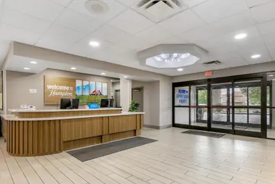 Photo 5 - Hampton Inn Richmond
