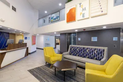 Photo 3 - Holiday Inn Express & Suites Phoenix - Tempe by IHG
