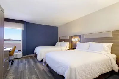 Photo 4 - Holiday Inn Express & Suites Phoenix - Tempe by IHG