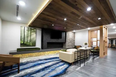 Photo 4 - Fairfield Inn & Suites by Marriott Louisville Airport