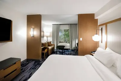 Photo 5 - Fairfield Inn & Suites by Marriott Louisville Airport