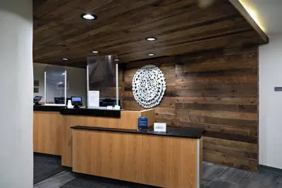 Photo 3 - Fairfield Inn & Suites by Marriott Louisville Airport