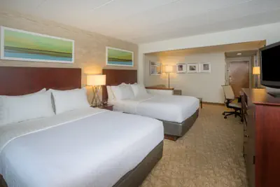 Photo 4 - Holiday Inn Baltimore BWI Airport by IHG