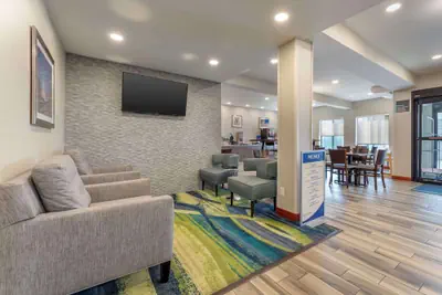 Photo 4 - Best Western St. Clairsville Inn & Suites