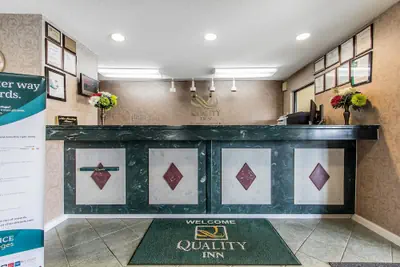 Photo 3 - Quality Inn Andalusia