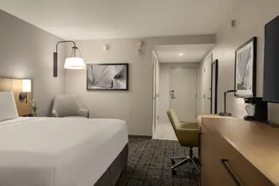 Photo 4 - Hyatt Place Tucson – Central