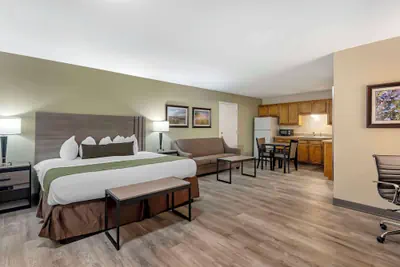 Photo 5 - Best Western Inn of Brenham