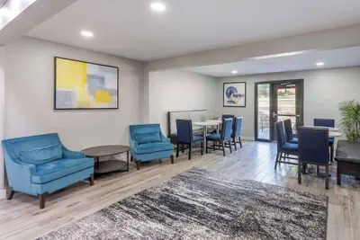 Photo 3 - Executive Residency by Best Western Philadelphia-Willow Grove