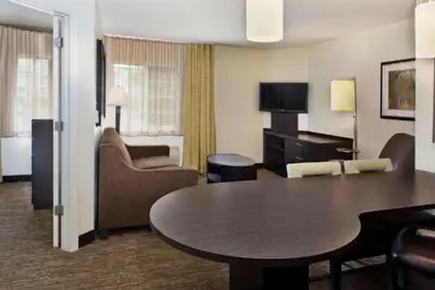 Photo 2 - Candlewood Suites Wichita Airport by IHG
