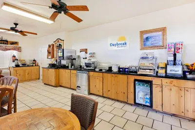 Photo 2 - Days Inn by Wyndham San Angelo