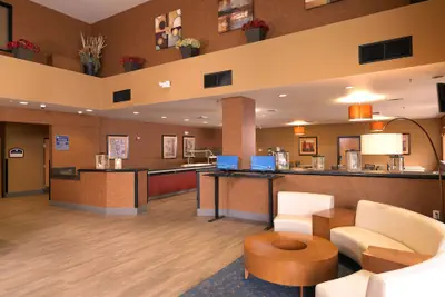 Photo 2 - Crystal Inn Hotel & Suites West Valley City