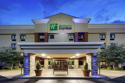 Photo 2 - Holiday Inn Express Fort Campbell-Oak Grove by IHG