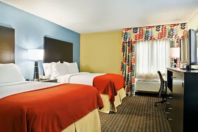 Photo 3 - Holiday Inn Express Fort Campbell-Oak Grove by IHG