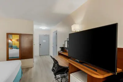 Photo 4 - Comfort Inn & Suites Mt. Laurel-Philadelphia