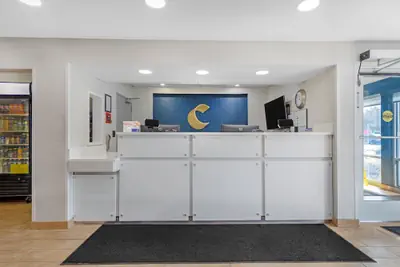 Photo 3 - Comfort Inn & Suites Mt. Laurel-Philadelphia