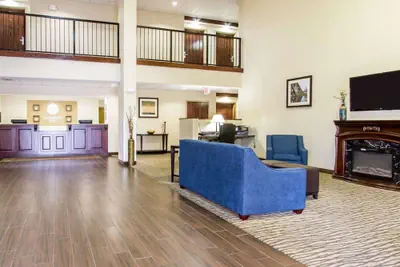 Photo 3 - Comfort Inn Poplar Bluff North