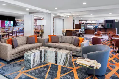 Photo 4 - Courtyard by Marriott Scottsdale North