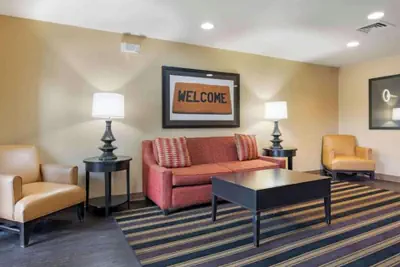 Photo 5 - Studio 6 Extended Stay South Bend Mishawaka South IN