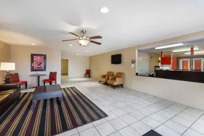 Photo 2 - Extended Stay America Suites Cleveland Great Northern Mall