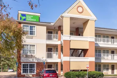 Photo 2 - Extended Stay America Select Suites Raleigh RDU Airport