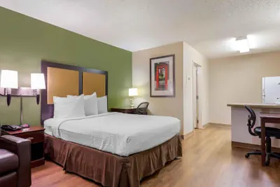 Photo 4 - Extended Stay America Select Suites Raleigh RDU Airport