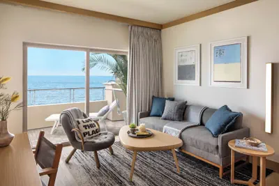 Photo 4 - Malibu Beach Inn