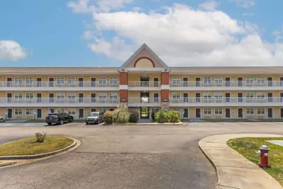 Photo 2 - Extended Stay America Select Suites Columbia Ft. Jackson