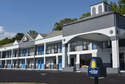 Photo 2 - Days Inn by Wyndham Reidsville