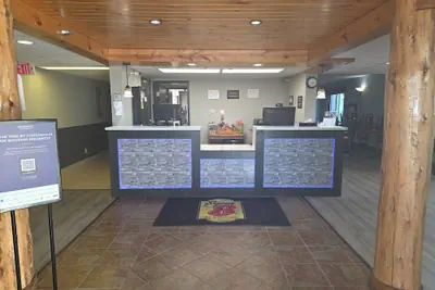 Photo 2 - Super 8 by Wyndham Rapid City