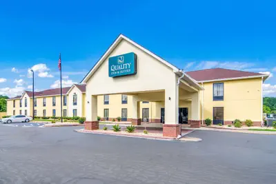 Photo 2 - Quality Inn & Suites Canton, GA