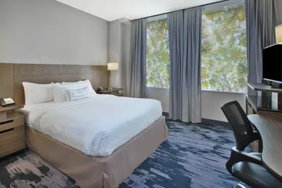 Photo 5 - Fairfield Inn & Suites by Marriott Milwaukee Downtown