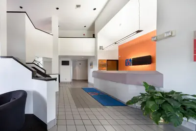 Photo 3 - Motel 6 Dallas, TX - Northeast