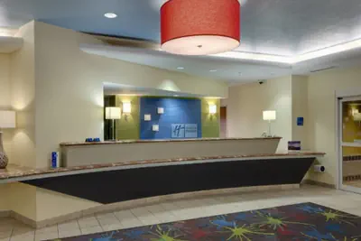 Photo 3 - Holiday Inn Express Hotel & Suites Saginaw by IHG