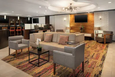 Photo 4 - Four Points by Sheraton Hotel & Suites San Francisco Airport