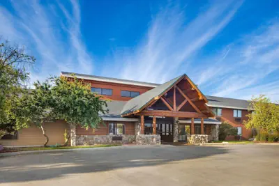 Photo 2 - AmericInn by Wyndham Chamberlain - Conference Center