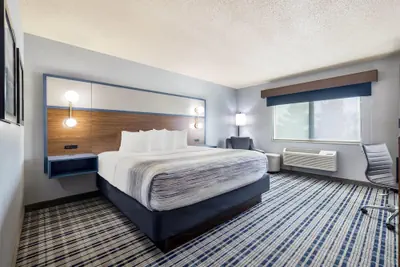 Photo 5 - AmericInn by Wyndham Chamberlain - Conference Center