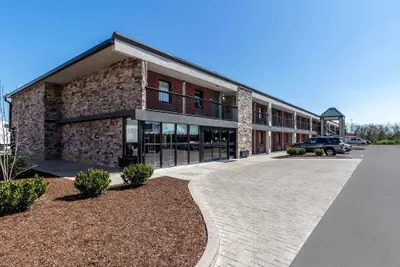 Photo 2 - Quality Inn Franklin - Cool Springs Area