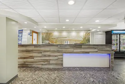 Photo 3 - Best Western Plus Chesapeake Bay-Norfolk
