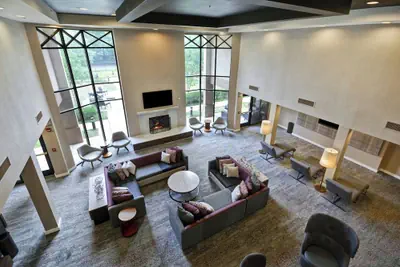 Photo 4 - Courtyard by Marriott Springfield