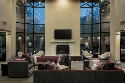 Photo 5 - Courtyard by Marriott Springfield