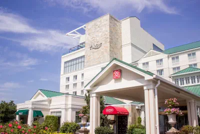 Photo 2 - Hilton Garden Inn New York / Staten Island