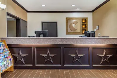 Photo 4 - Comfort Inn & Suites Texas Hill Country