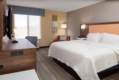 Photo 4 - Hampton Inn Castle Rock