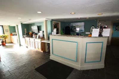 Photo 3 - Ocean Club on Smuggler's Beach