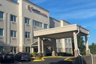 Photo 2 - Comfort Suites Raleigh Walnut Creek