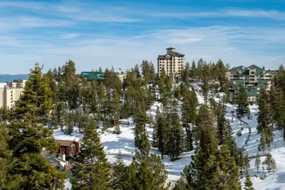 Photo 2 - Holiday Inn Club Vacations Tahoe Ridge Resort by IHG