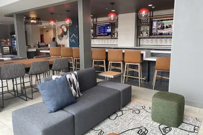Photo 5 - Atwell Suites Austin Airport by IHG